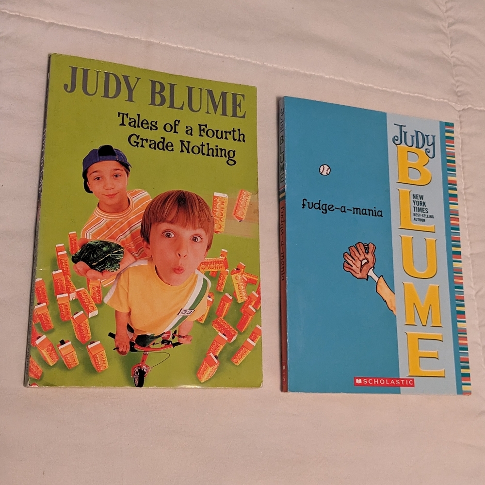 💥 Tales of a Fourth Grade Nothing & Fudge-a-mania Judy Blume Paperbacks